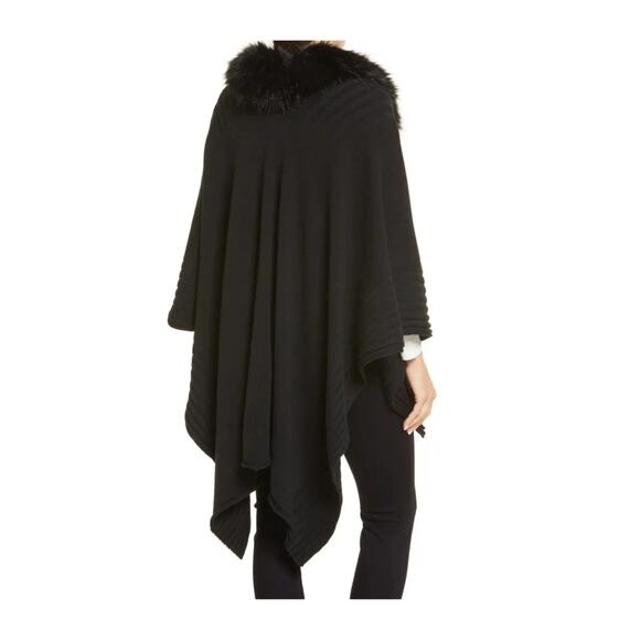 LA FIORENTINA Rib Ruana With Faux Fur Collar In Black (O/S) - Picture 2 of 9
